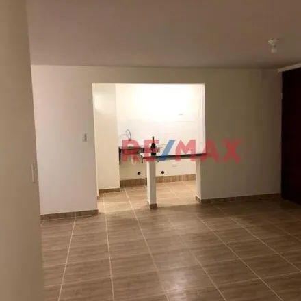 Rent this 3 bed apartment on unnamed road in Comas, Lima Metropolitan Area 15314