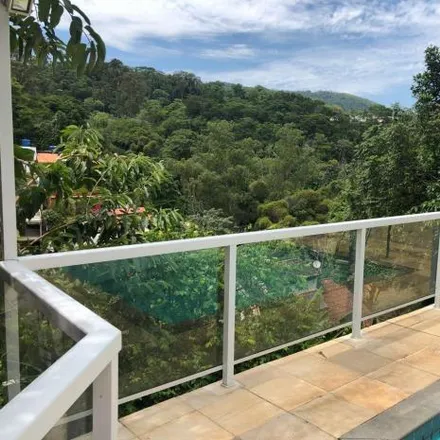 Buy this 5 bed house on Travessa Bolívia in Vila Progresso, Niterói - RJ