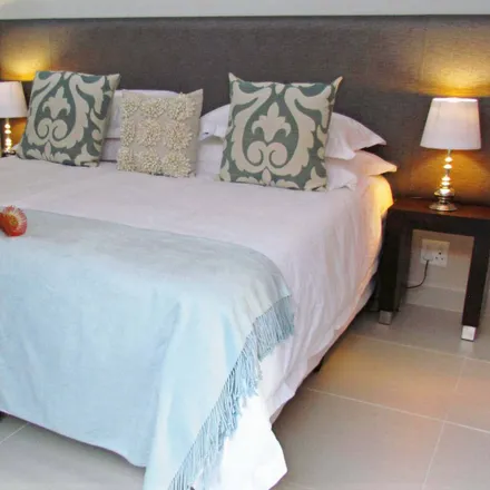 Rent this 1 bed house on Danie Pienaar Crescent in Pentagonpark, Bloemfontein