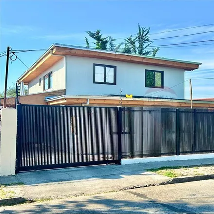 Buy this 5 bed house on Pasaje Exekial Fernandez 3149 in 781 0000 Macul, Chile