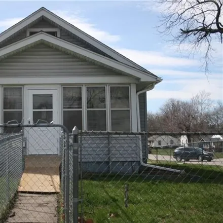 Image 1 - 2715 State Avenue, Des Moines, IA 50317, USA - House for sale