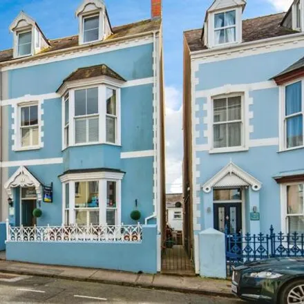 Buy this 5 bed townhouse on Warren Street in Tenby, SA70 7JS