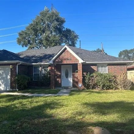 Buy this 3 bed house on 10428 Norton Drive in Houston, TX 77043