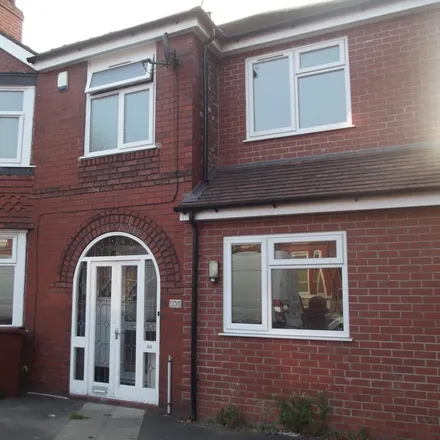 Rent this 8 bed duplex on Royle Street in Manchester, M14 6RN