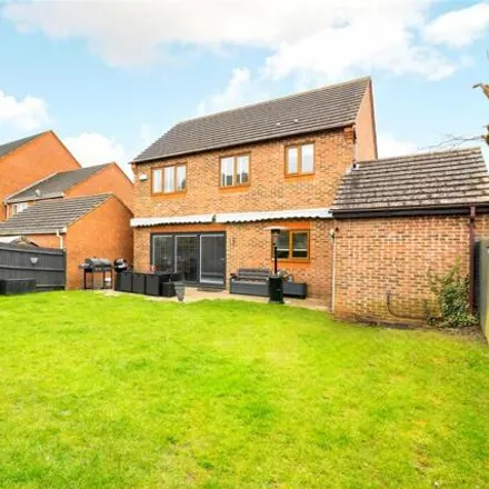 Image 5 - Cheshire Rise, Bletchley, MK3 7WE, United Kingdom - House for sale