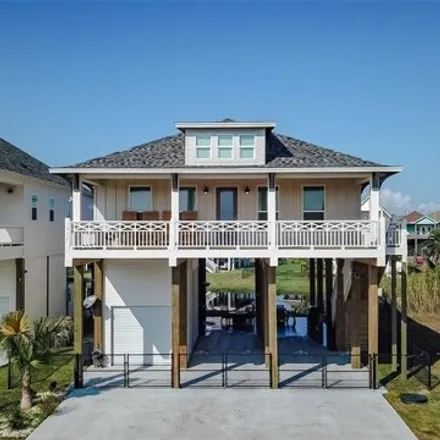 Buy this 4 bed house on Patton Beach Road in Galveston County, TX 77650