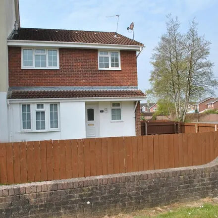 Rent this 2 bed house on Bishop Hannon Drive in Cardiff, CF5 3QQ