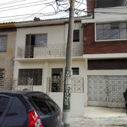 Buy this 4 bed house on UPA Lorencita Villegas de Santos in Carrera 54, Barrios Unidos
