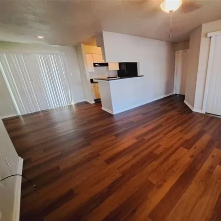 Image 4 - 7111 E Highway 290 Apt A, Austin, Texas, 78723 - Apartment for rent