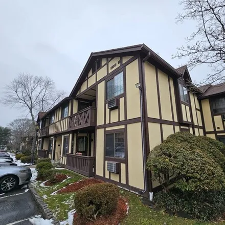 Image 4 - 125 Warner Hill Road, Oronoque Hills North, Stratford, CT 06614, USA - Condo for sale