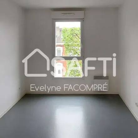 Rent this 3 bed apartment on 32 Rue Jean Morel in 59210 Coudekerque-Branche, France