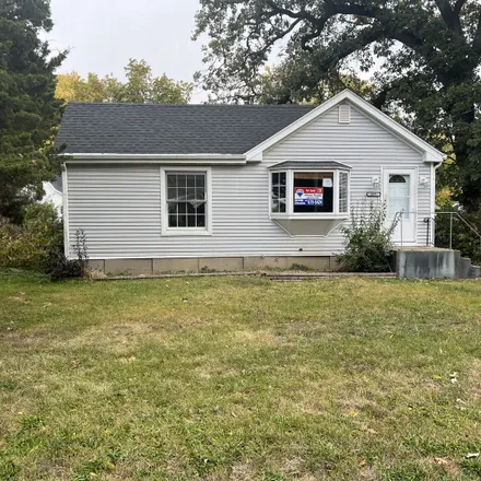 Buy this 3 bed house on 809 Commercial Street in Marseilles, LaSalle County
