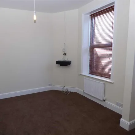 Image 5 - Donkin Terrace, Tynemouth, NE30 2HF, United Kingdom - Apartment for rent