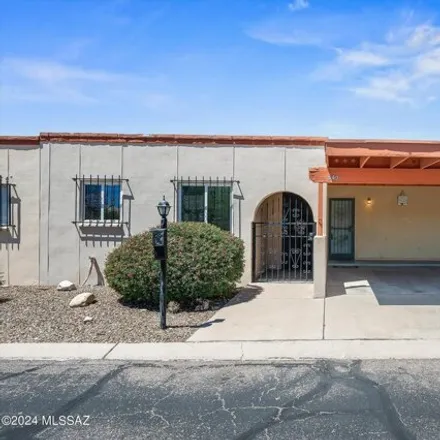 Buy this 2 bed townhouse on 866 South Calle del Sol in Tucson, AZ 85710