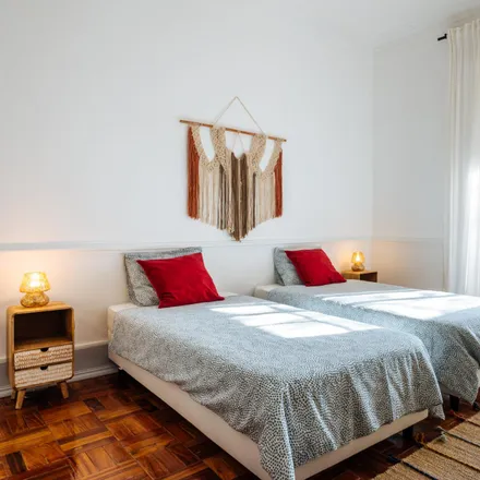 Rent this 5 bed room on Pastelaria São Tomé in Rua José Falcão 11;13, 1170-193 Lisbon