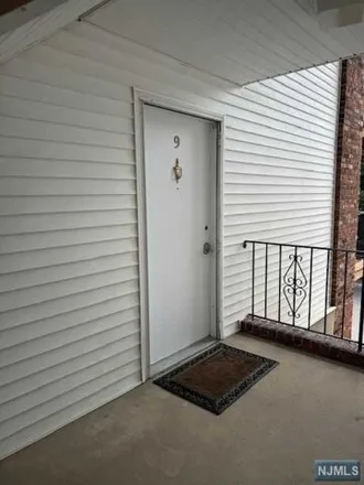 Image 4 - 100 Pierson Miller Dr Apt A9, Pompton Lakes, New Jersey, 07442 - Condo for sale