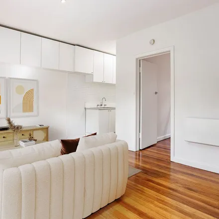 Image 4 - 6 Edgar Street, Glen Iris VIC 3146, Australia - Apartment for rent