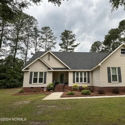 Buy this 3 bed house on 12601 Doe Circle in Laurinburg, NC 28352