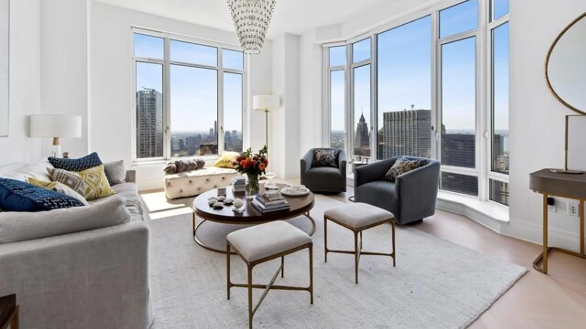 Four Seasons New York Downtown Hotel & Residences, 30 Park Place, New York, NY 10007, USA | 3 bed apartment for rent