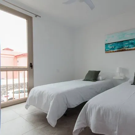 Rent this 3 bed house on Plaza Maspalomas Shopping Centre in Avenida de Gran Canaria, 35100 San Bartolomé de Tirajana