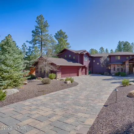 Buy this 4 bed house on 1564 Gambel Oak Road in Show Low, AZ 85901