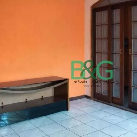 Buy this 3 bed house on Mercadão Pet Shop in Avenida Cangaíba 2901, Engenheiro Goulart