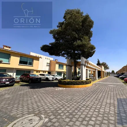 Buy this 12 bed apartment on Boulevard Sor Juana Inés de la Cruz in 52105 San Mateo Atenco, MEX