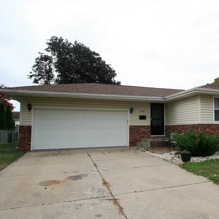 Buy this 3 bed house on 1056 East Emerson Street in Morton, IL 61550