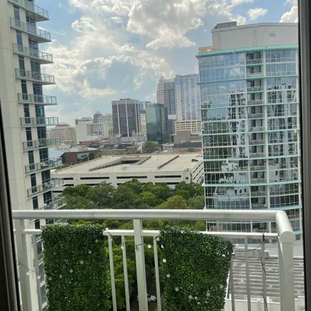 Rent this 1 bed room on Paramount in Pine Street, Orlando