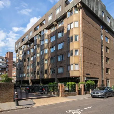Image 9 - Tesco Express, 90 Mansell Street, London, E1 8AL, United Kingdom - Apartment for rent