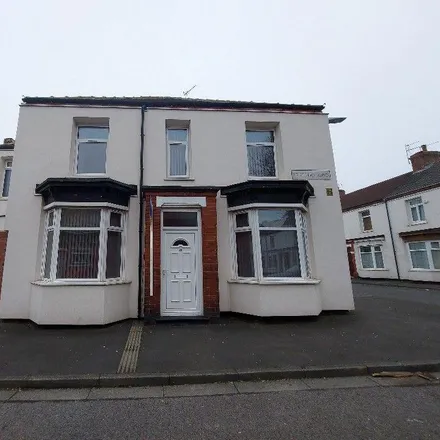 Rent this 3 bed house on Saint Peter's Road in Stockton-on-Tees, TS18 3JL