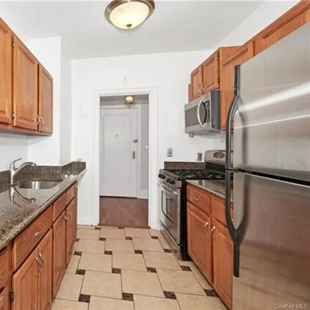Image 7 - 3 Franklin Avenue, City of White Plains, NY 10601, USA - Apartment for sale