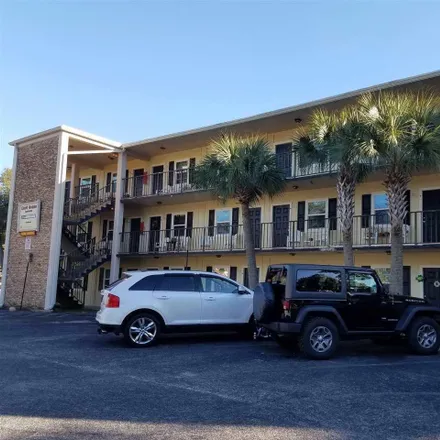 Rent this 1 bed townhouse on 1177 East Lloyd Street in Pensacola, FL 32503