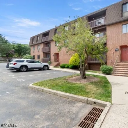 Image 2 - 720 Mill St Unit 12, Belleville, New Jersey, 07109 - Condo for sale