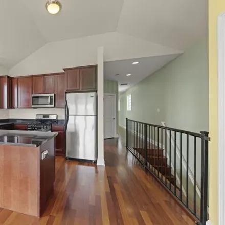 Image 7 - 4648 West 63rd Street, Chicago, IL 60629, USA - Condo for sale