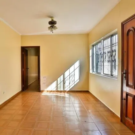 Rent this 4 bed house on Primeira Igreja Batista Bairro Paulicéia in Rua Santana 145, Paulicéia