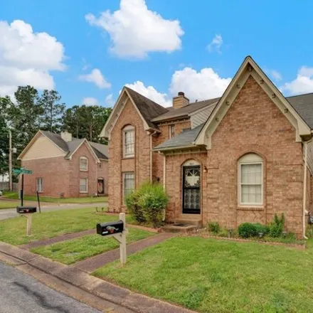 Buy this 2 bed house on 6514 Castle Creek Lane in Memphis, TN 38115