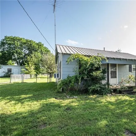 Buy this 2 bed house on Hunt County Farm Supply in 813 West Main Street, Campbell
