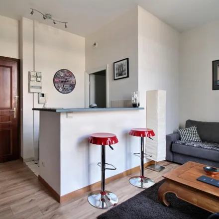 Image 5 - 76 Rue de Rome, 75008 Paris, France - Apartment for rent