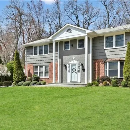 Buy this 4 bed house on 120 Lord Kitchner Road in Victory Park, City of New Rochelle