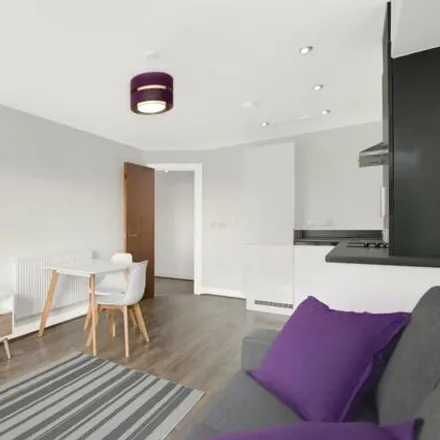 Image 3 - Lombard Street, Highgate, B12 0AD, United Kingdom - Room for rent