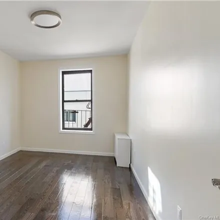 Image 8 - 1372 Shakespeare Avenue, New York, NY 10452, USA - Apartment for sale