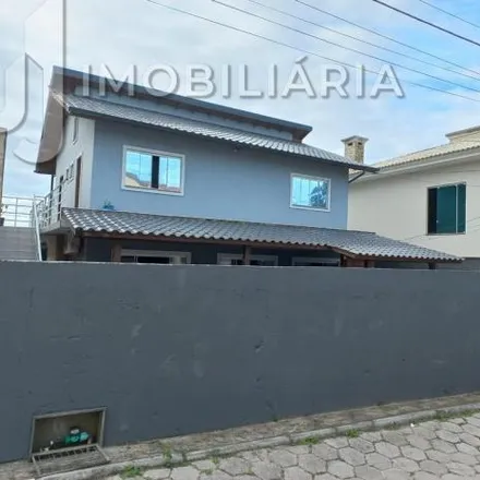 Buy this 6 bed house on Servidão Ozima Joana da Cunha in Ingleses do Rio Vermelho, Florianópolis - SC