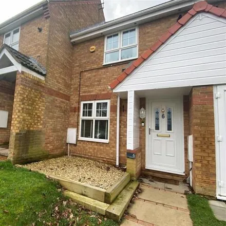 Buy this 2 bed townhouse on Cabot Close in Daventry, NN11 0TR