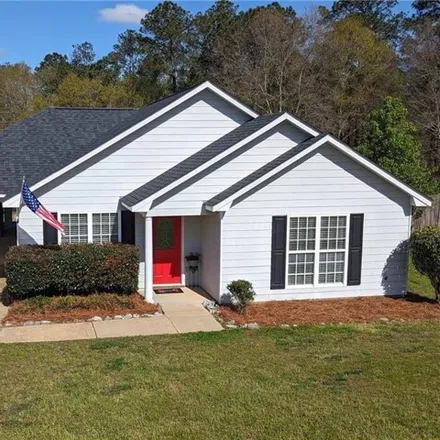 Buy this 3 bed house on 399 County Road 2105 in Phenix City, AL 36870