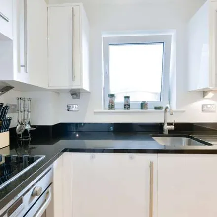 Rent this 1 bed apartment on Isleden House in Bishop Street, London