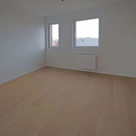 Rent this 2 bed apartment on Zwevegemsestraat in 8500 Kortrijk, Belgium