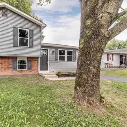 Buy this 3 bed house on 2440 Willow View Court in Columbus, OH 43123