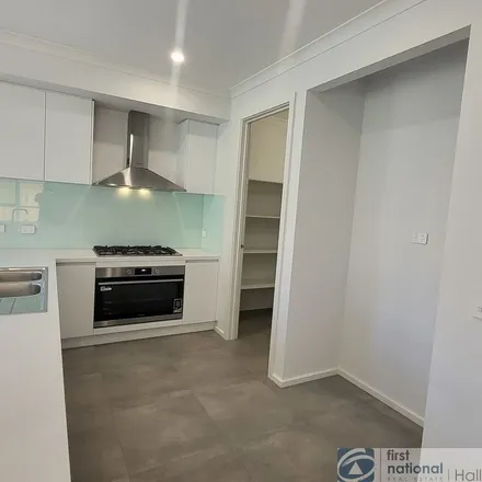 Image 2 - Homestead Road, Berwick VIC 3806, Australia - Apartment for rent