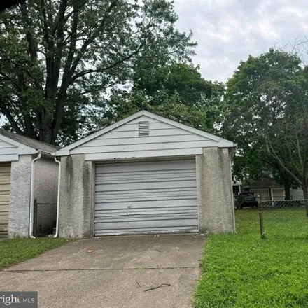 Image 2 - 508 Saude Ave, Essington, Pennsylvania, 19029 - House for sale